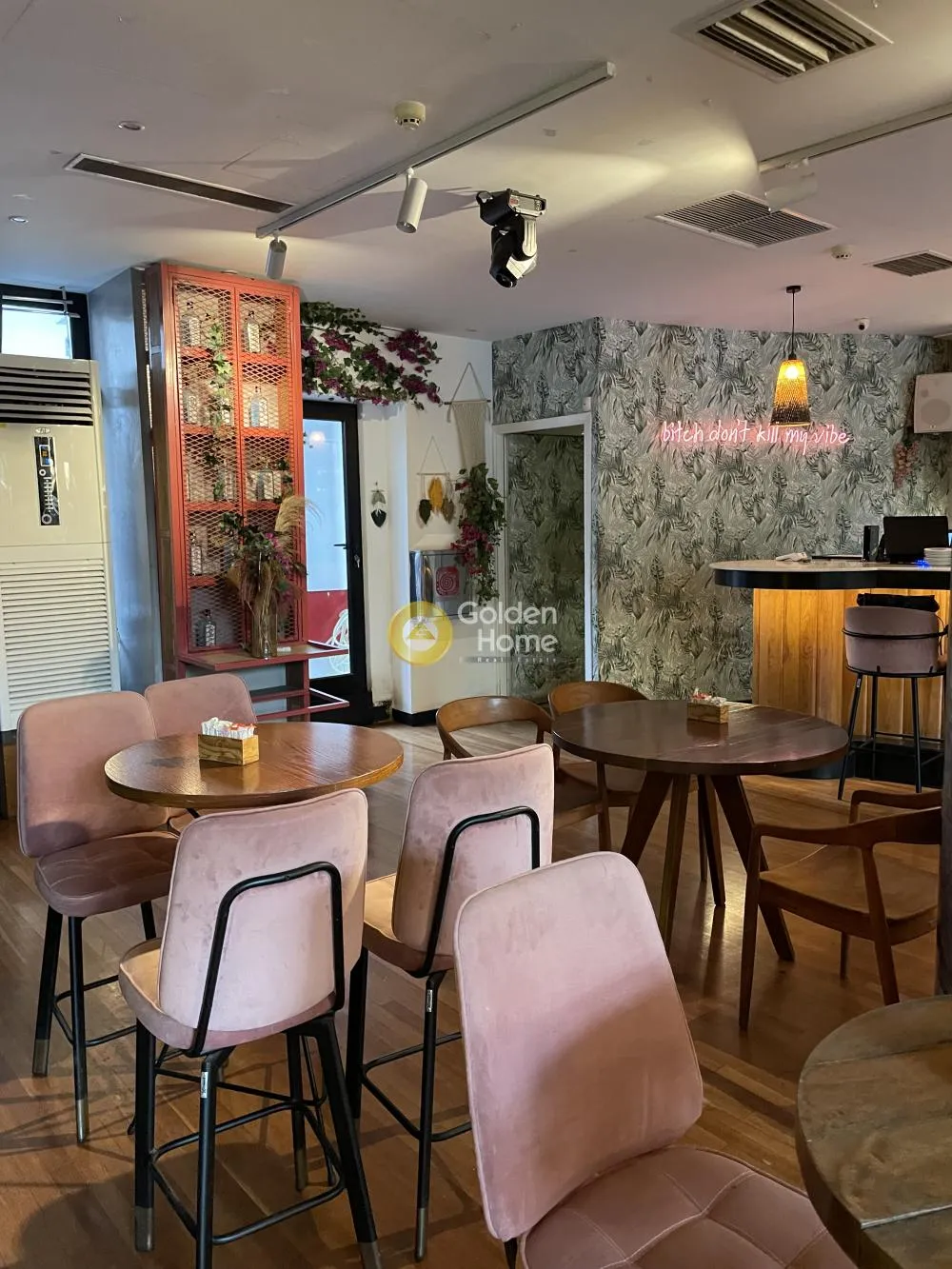 Other .. 360m²  - 5