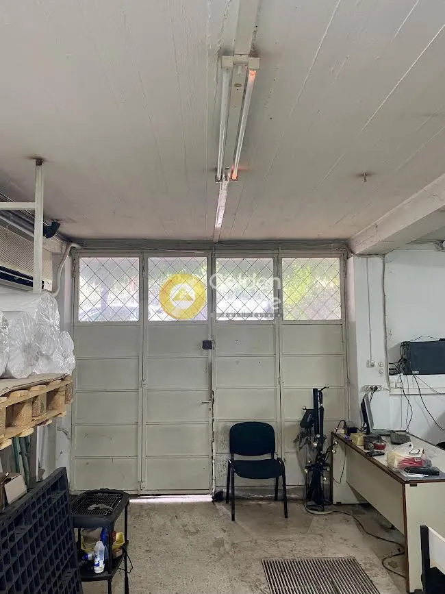 Warehouse 162m²  - 3
