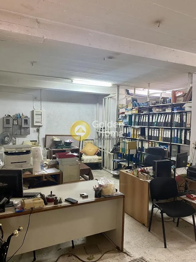 Warehouse 162m²  - 4