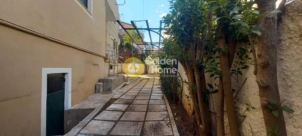 Other ..  340m²  - 3