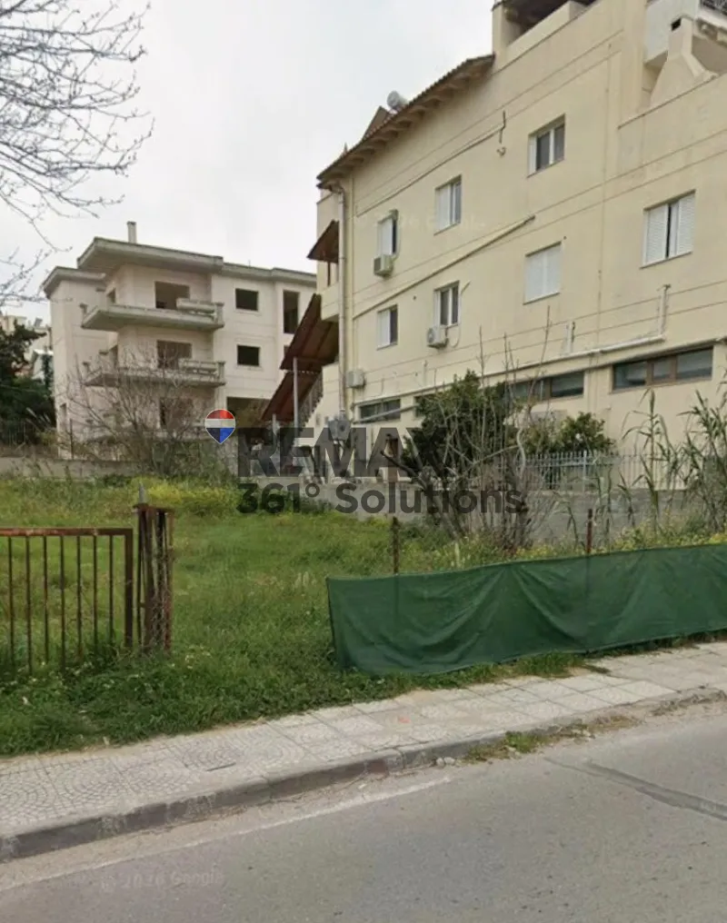 Plot 778m²  - 2