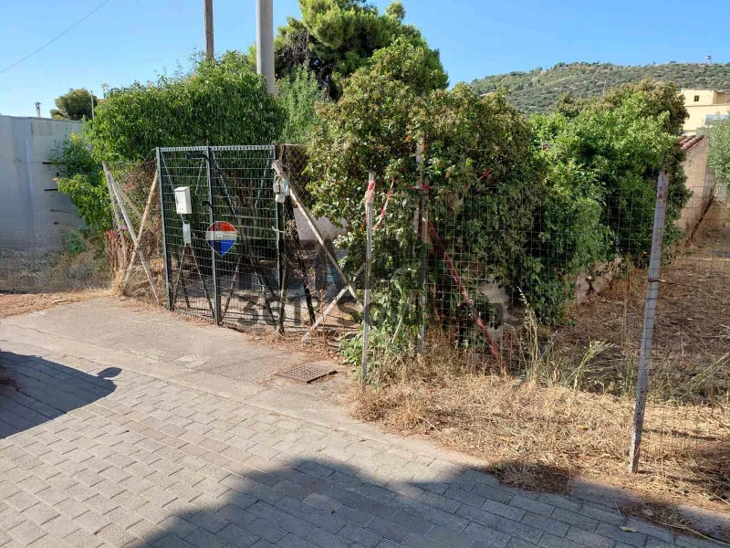 Plot 625m²  - 3