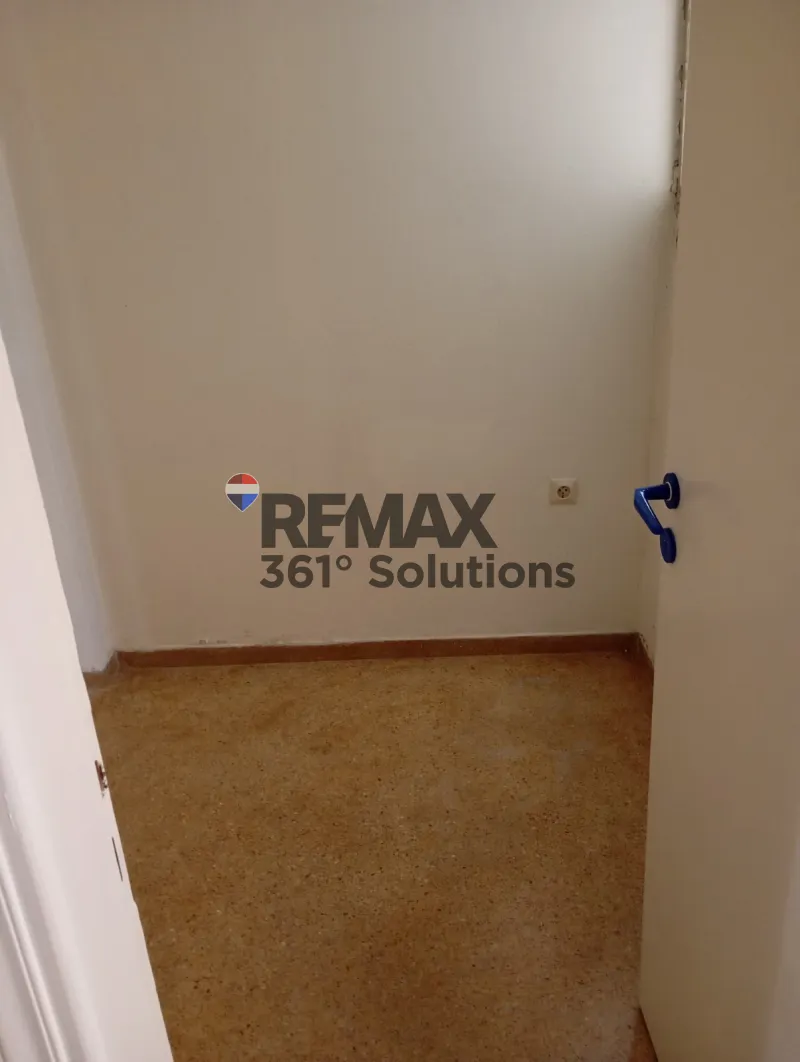 Office 97m²  - 5