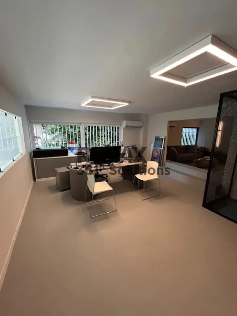 Office 224m²  - 4