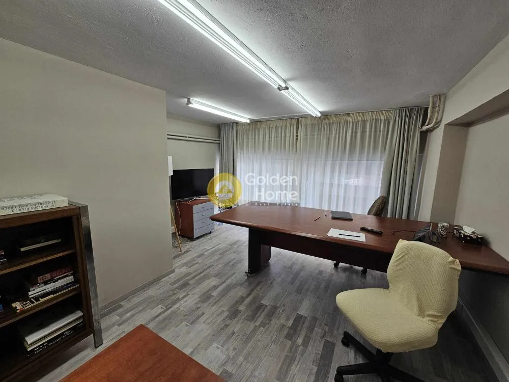 Office 142m²  - 4