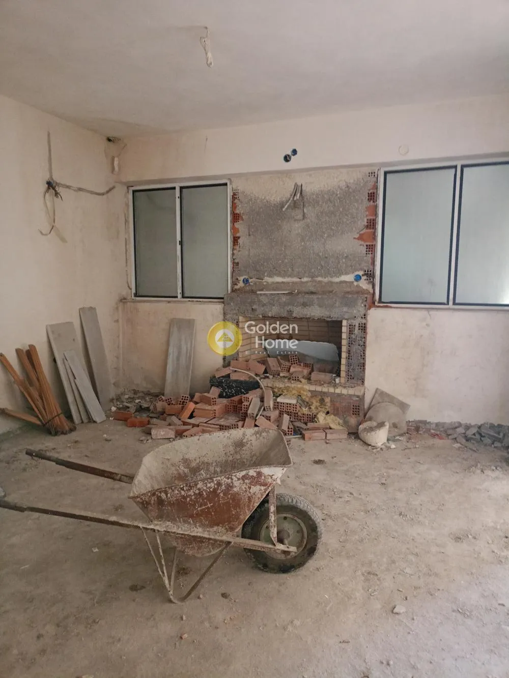 Μεζονέτα 282τ.μ.  - 2