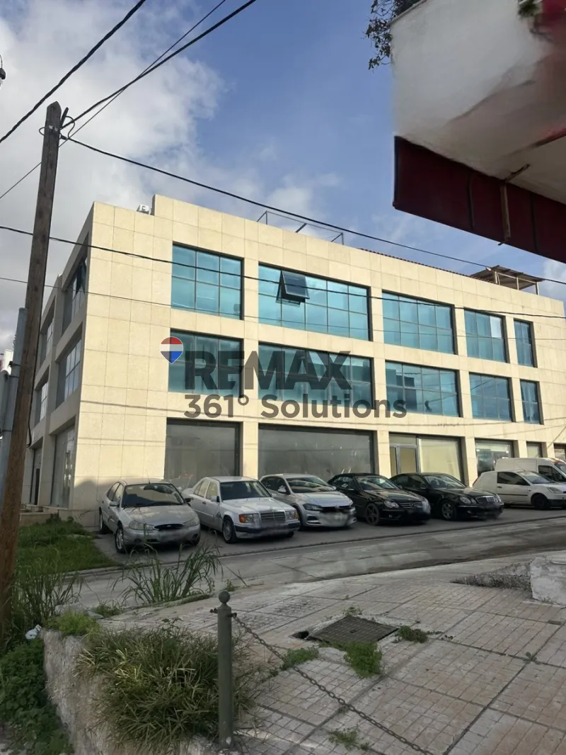 Αυτόνομο κτήριο γραφείων 2500τ.μ.  - 2