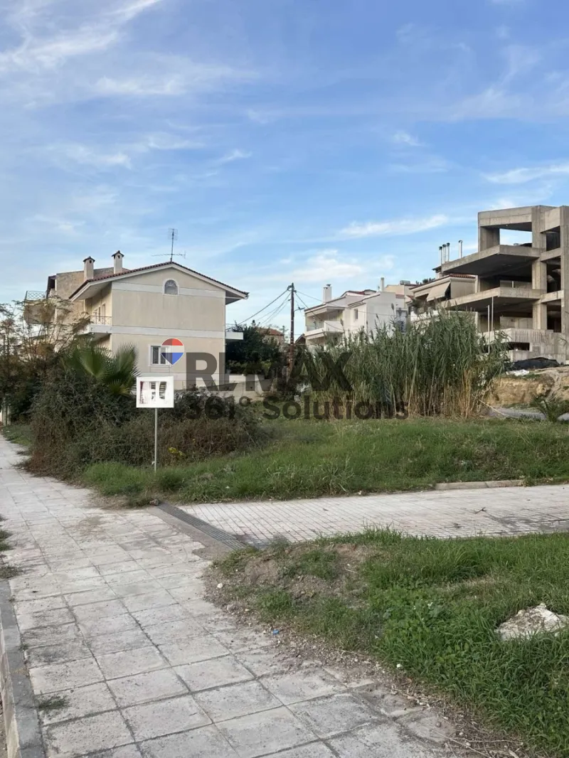 Οικόπεδο 243τ.μ.  - 2
