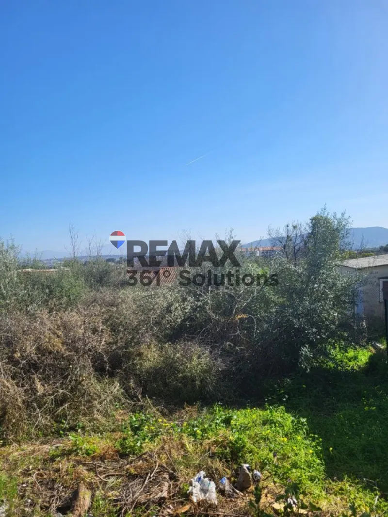 Plot 420m²  - 2
