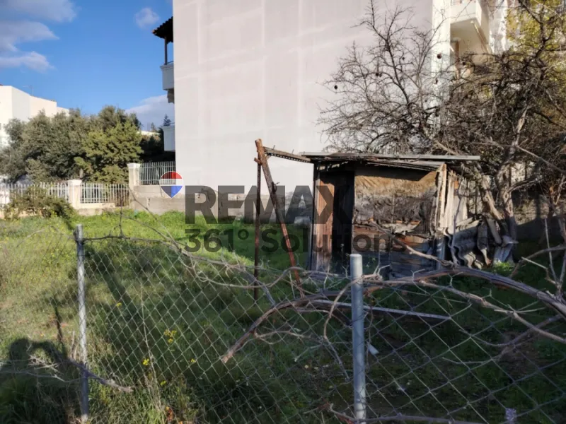 Οικόπεδο 178τ.μ.  - 2