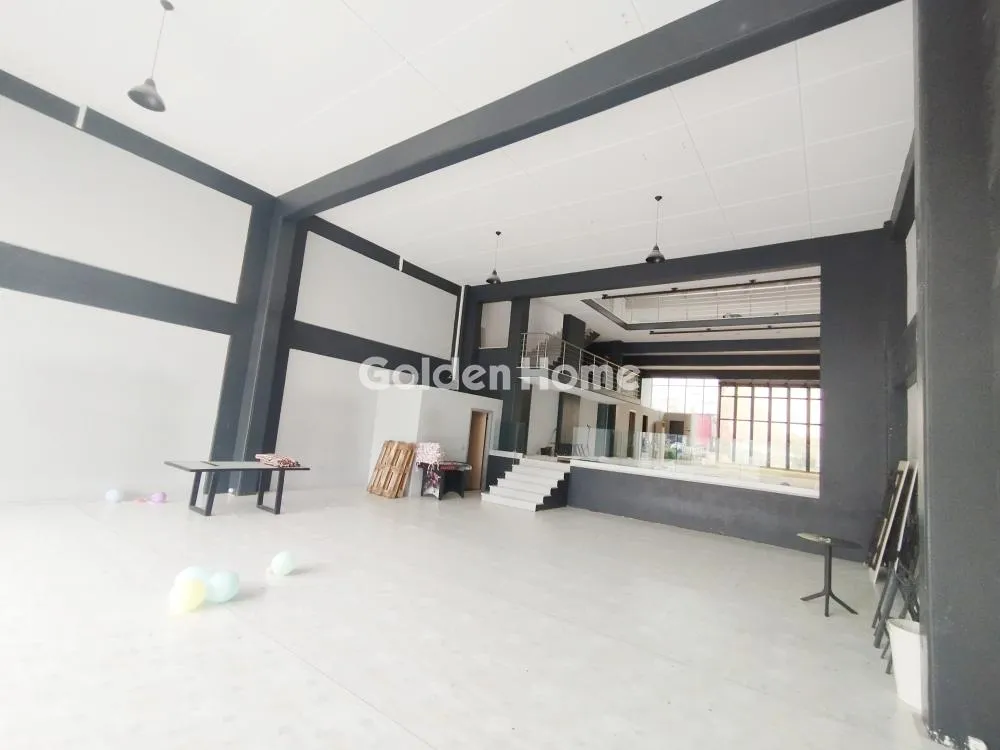 Other .. 870m²  - 3