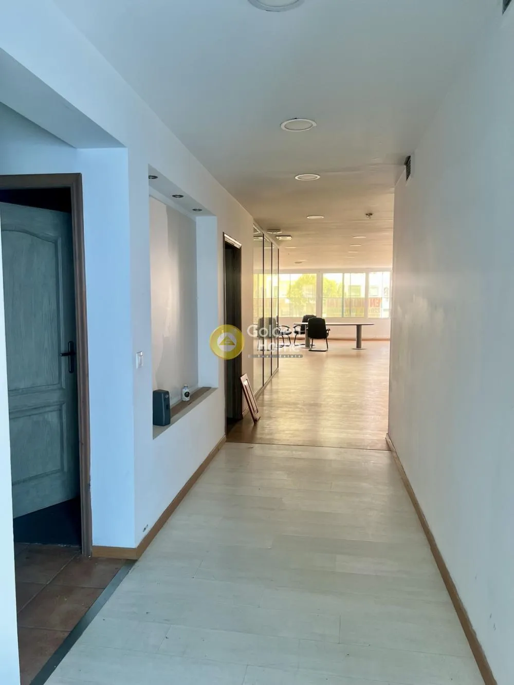 Office 120m²  - 4