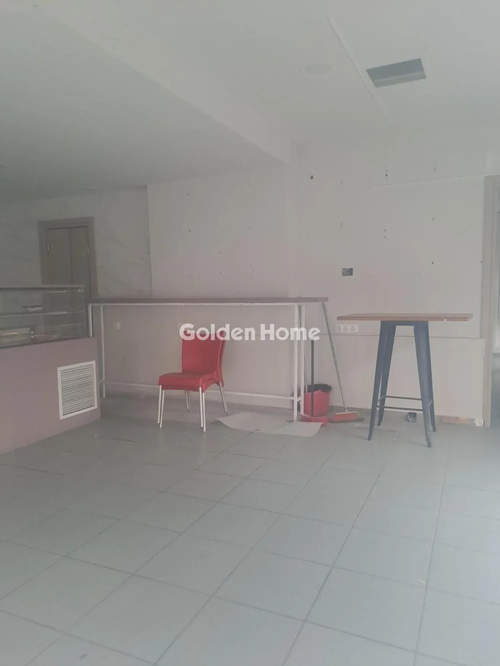Shop 90m²  - 4