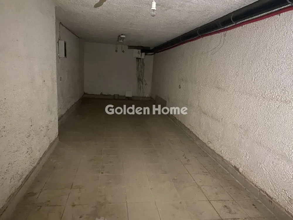Shop 301m²  - 3