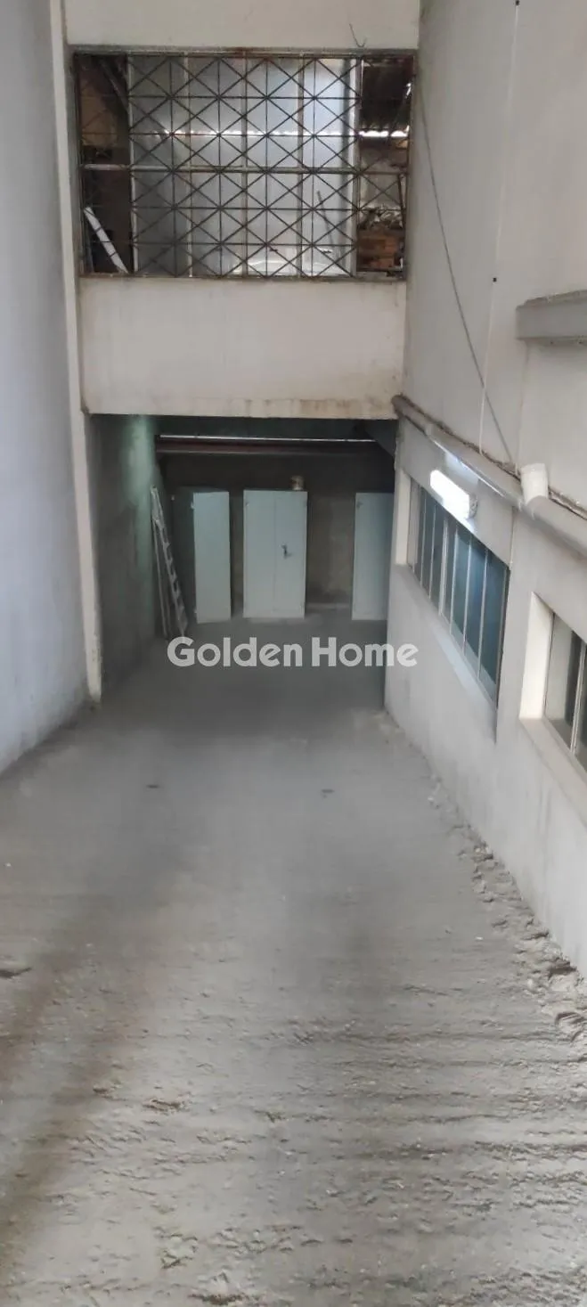 Warehouse 931m²  - 2
