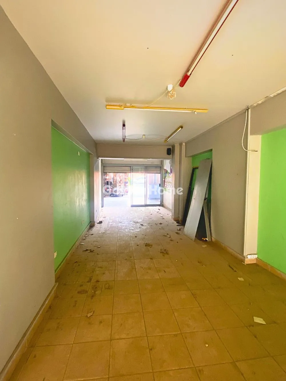 Shop 196m²  - 3