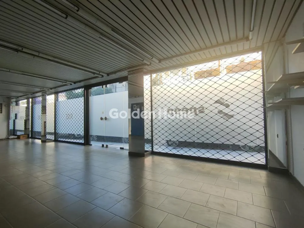 Shop 140m²  - 3