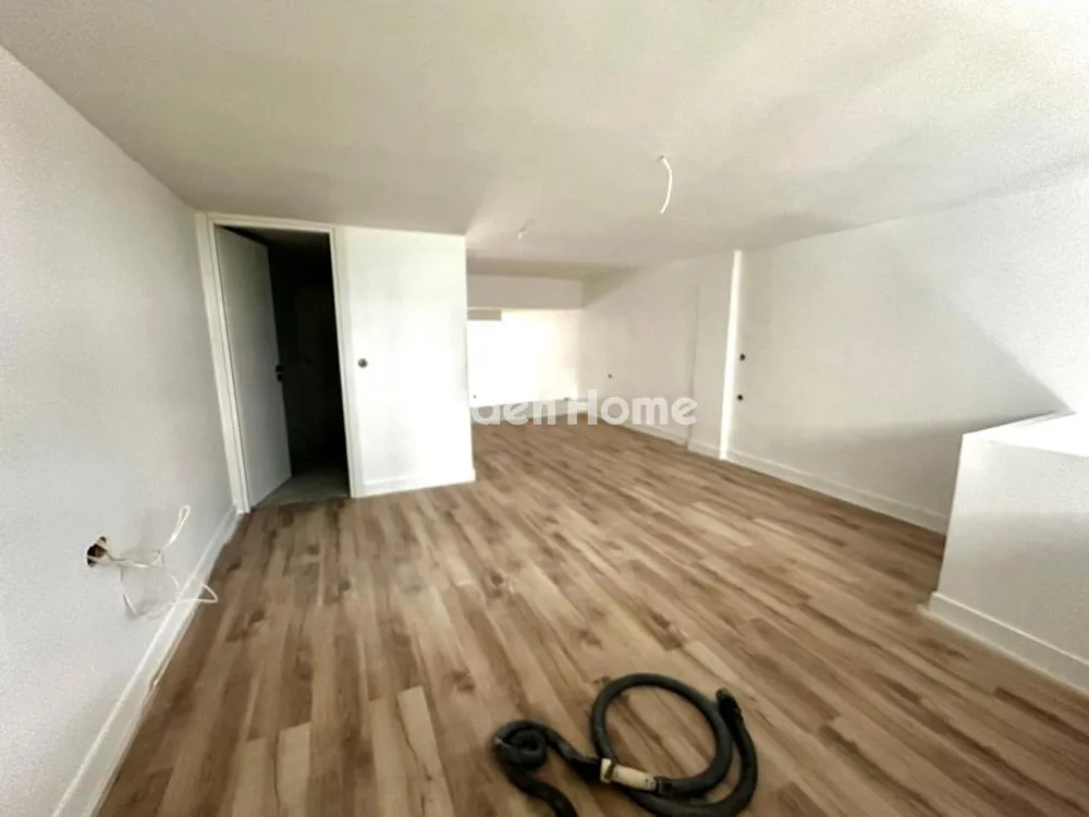 Shop 104m²  - 2