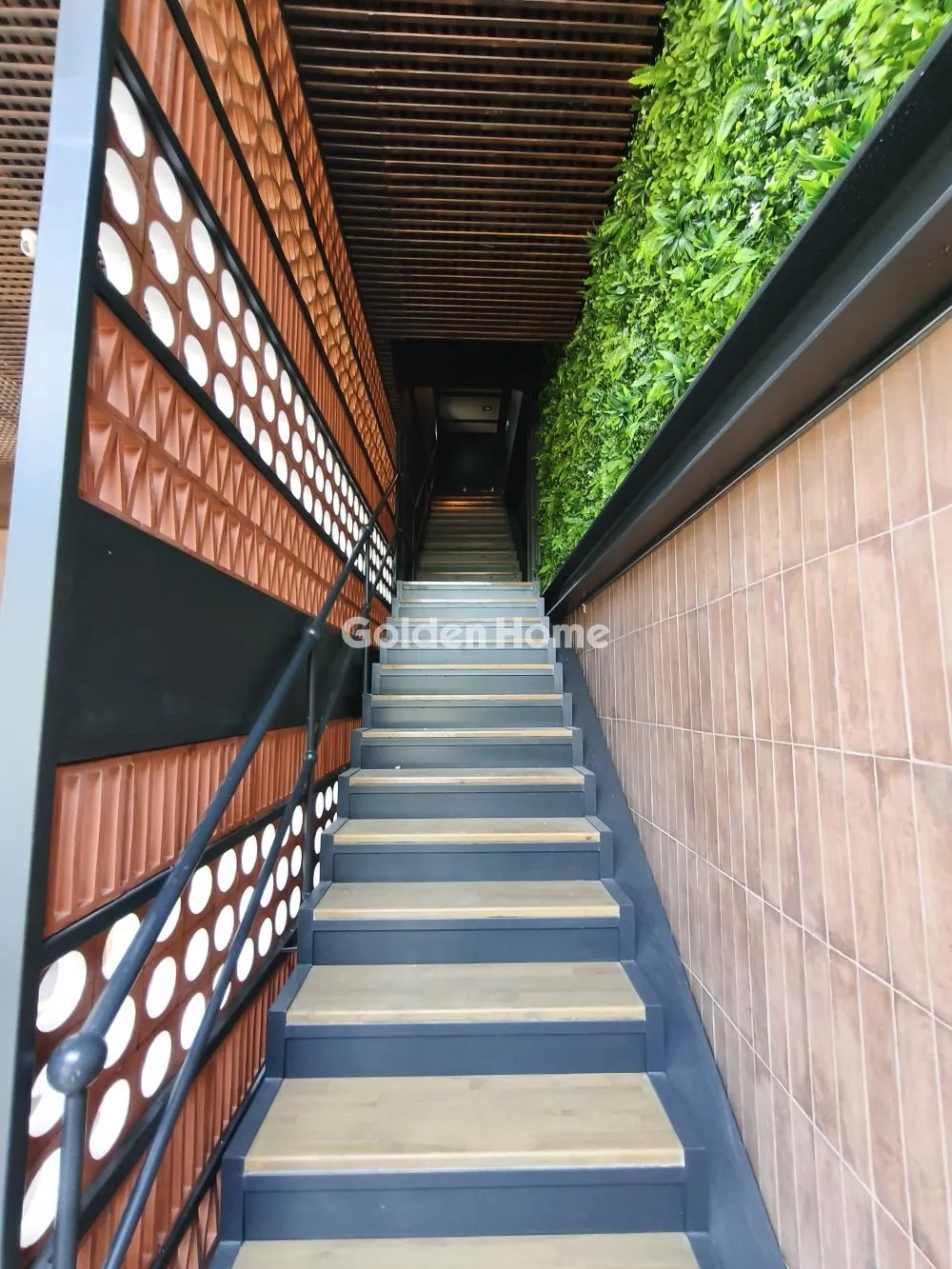 Other .. 450m²  - 5