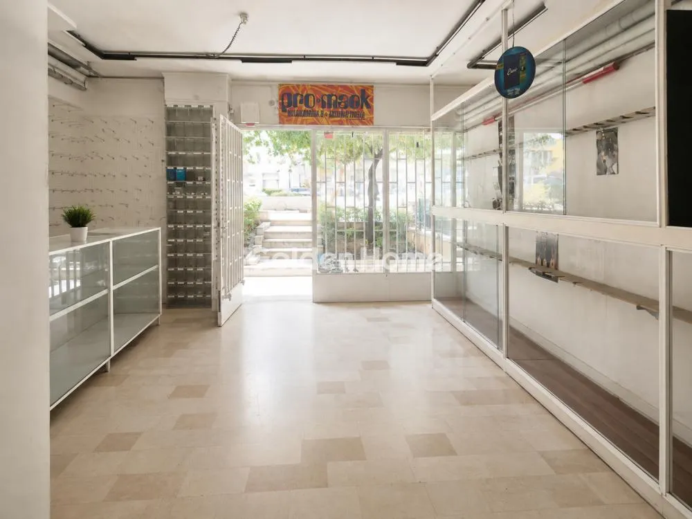 Shop 80m²  - 3