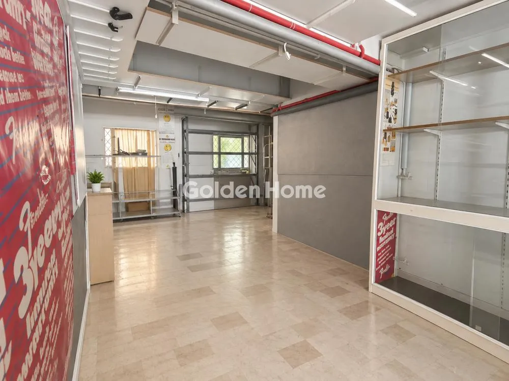 Shop 80m²  - 4
