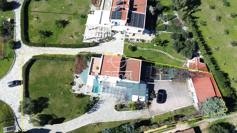 Detached house 300m²  - 2