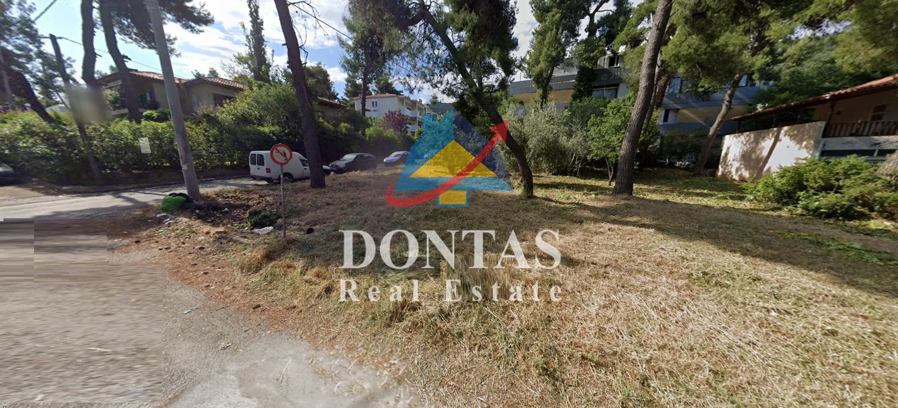 Plot 707m²  - 3