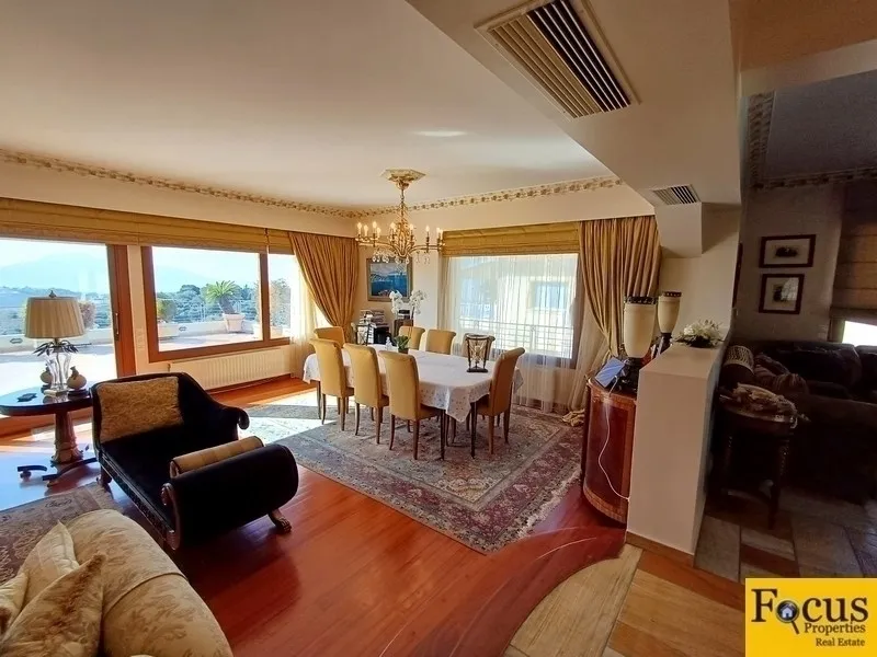 Maisonette 500m²  - 2
