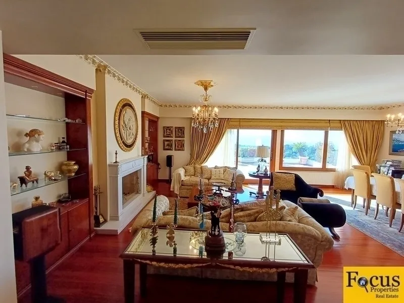 Maisonette 500m²  - 3