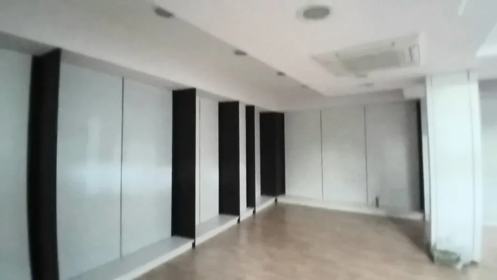 Shop 140m²  - 5