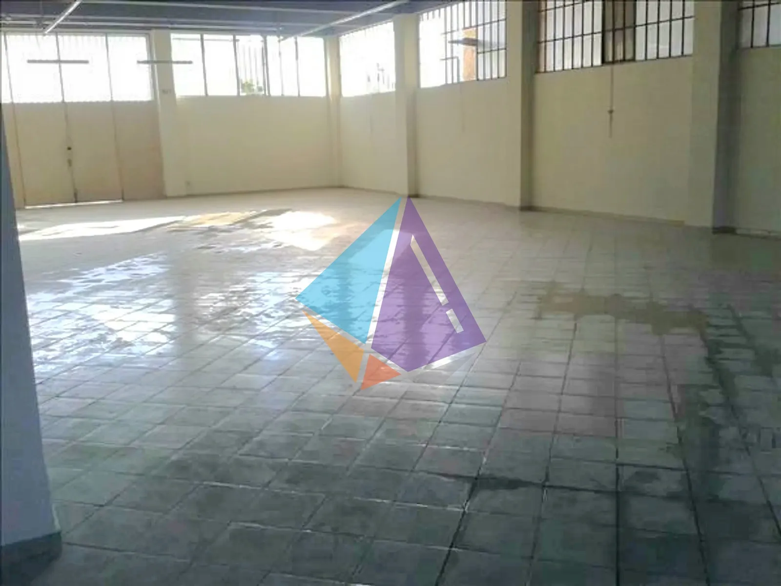 Small Industry / Industrial spaces 500m²  - 5