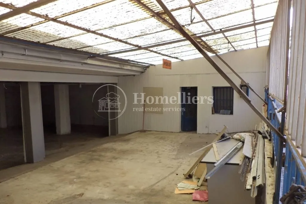 Standalone residential building 490m²  - 5