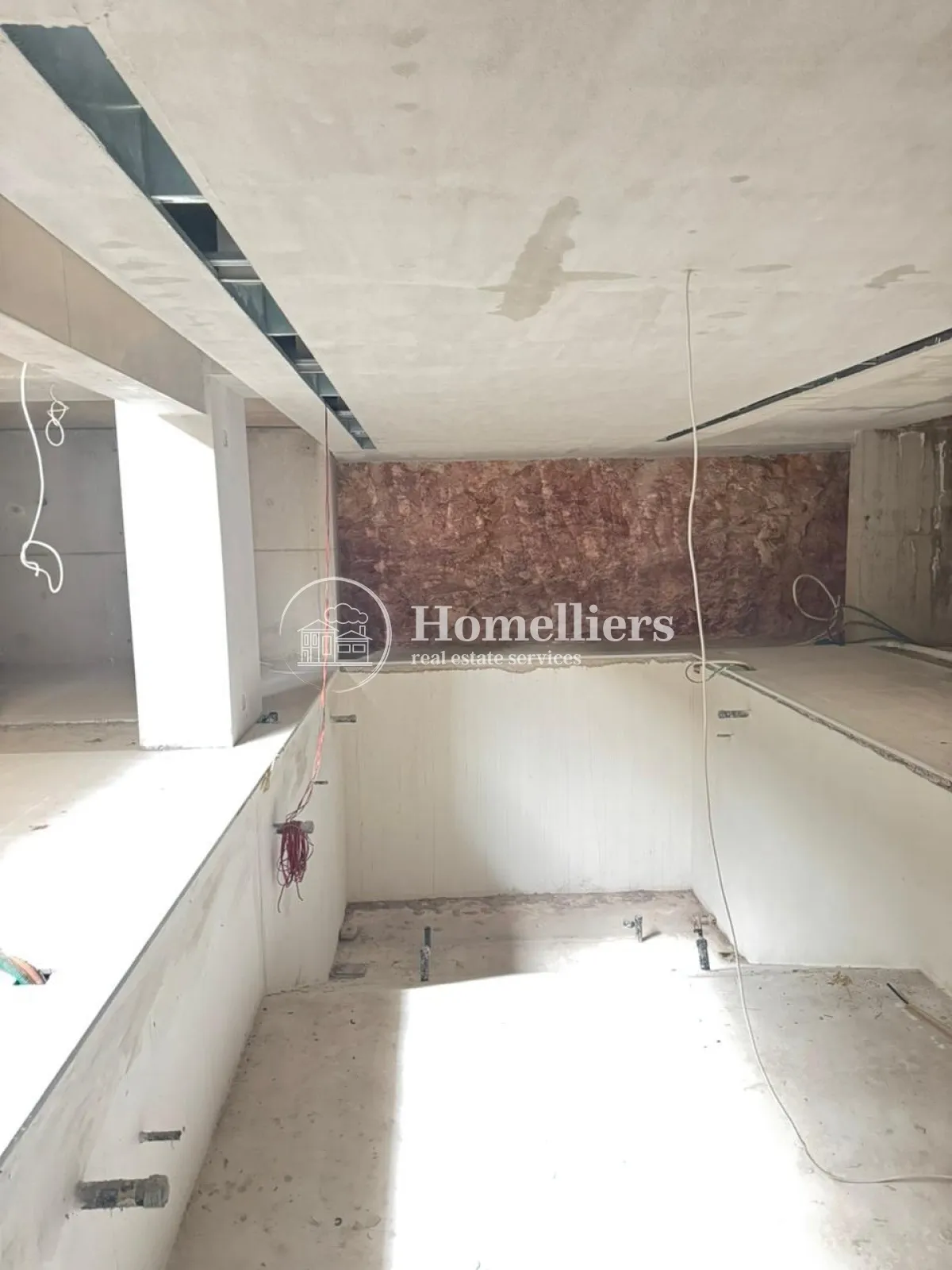 Standalone residential building 753m²  - 3