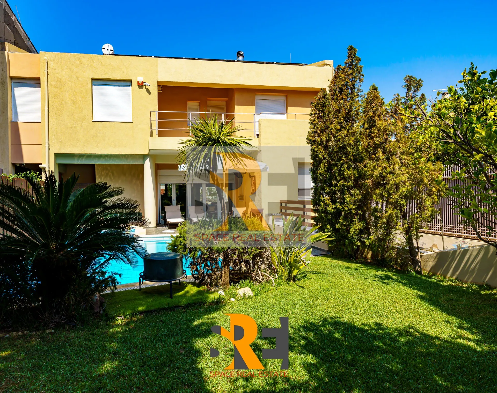 Detached house 600m²  - 3