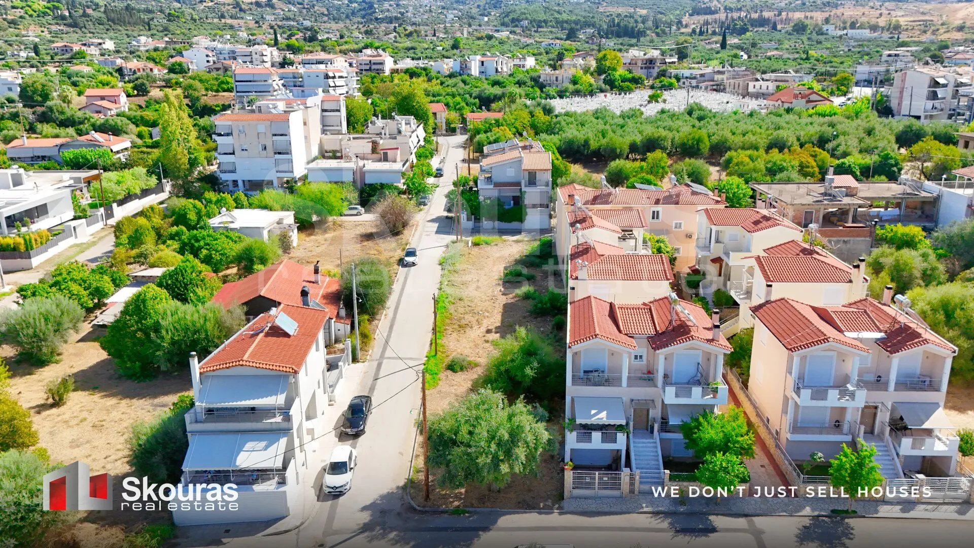 Οικόπεδο 177τ.μ.  - 2