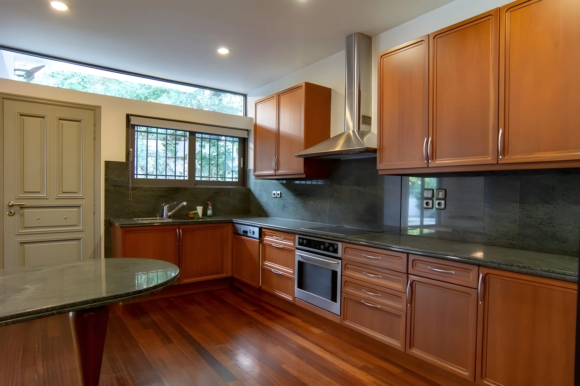 Detached house 400m²  - 5