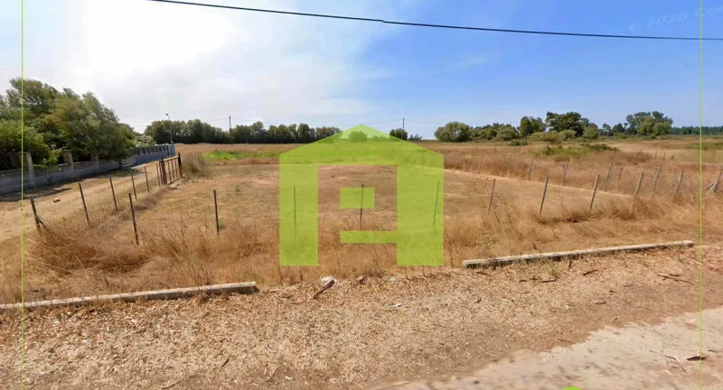 Plot 610m²  - 3