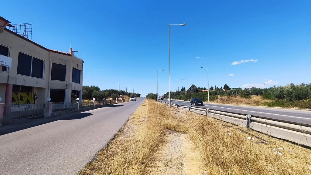 Άλλο.. 1240τ.μ.  - 5