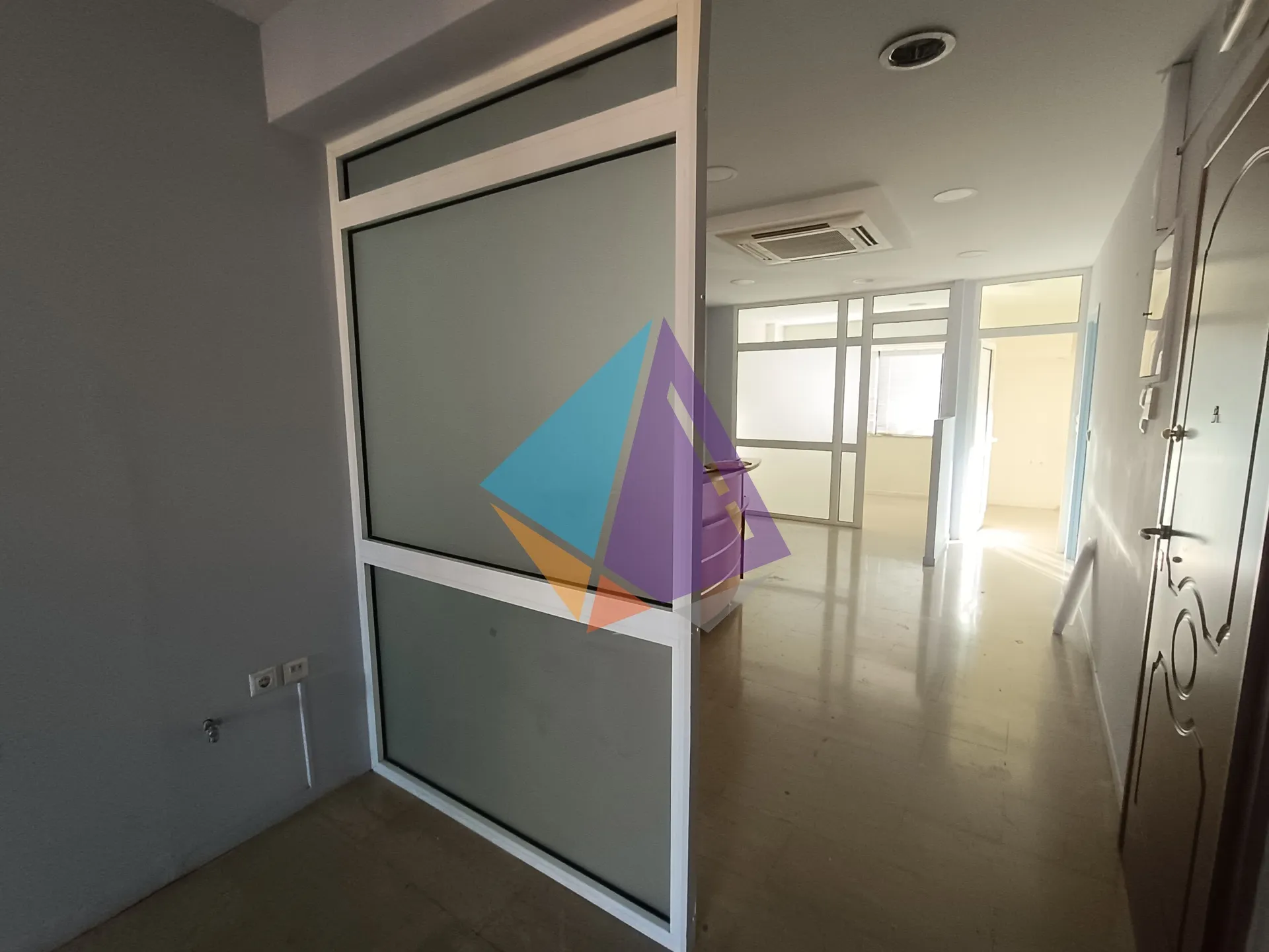 Office 94m²  - 2