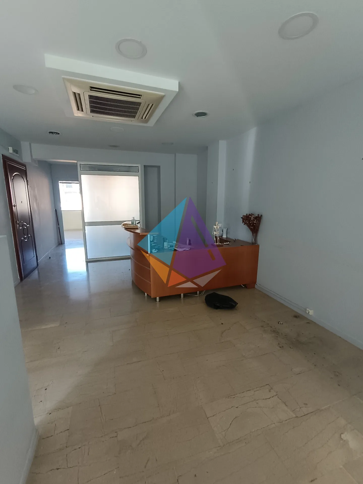 Office 94m²  - 3