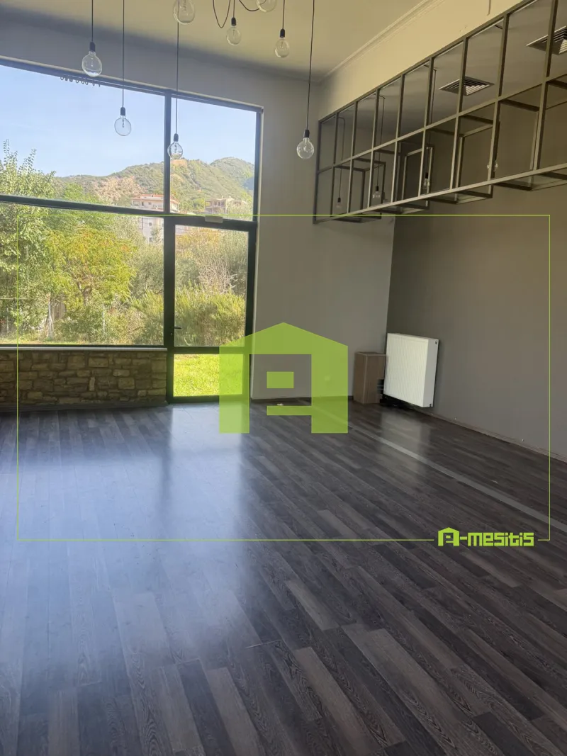 Shop 138m²  - 5