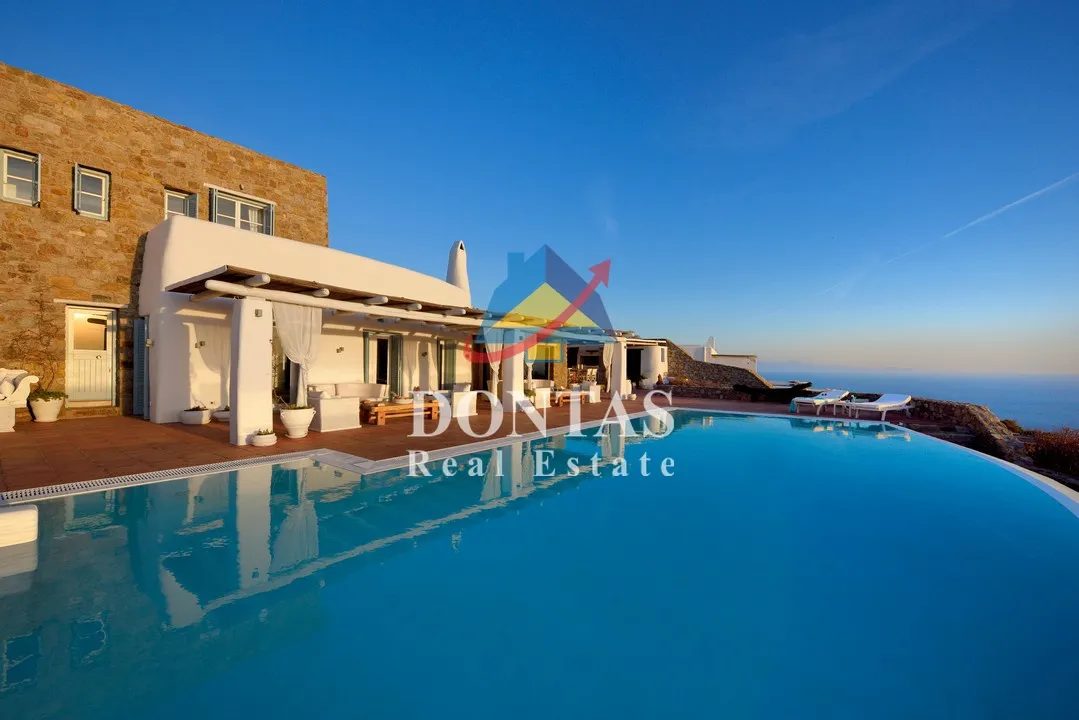Detached house 600m²  - 3