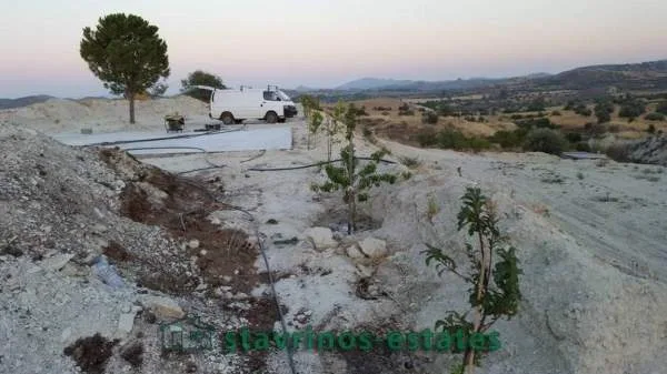 Αγροτεμάχιο 5200τ.μ.  - 3